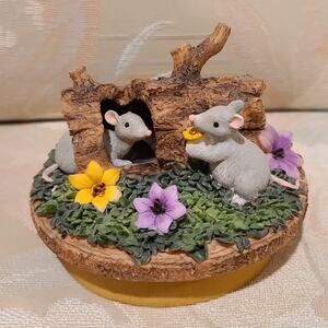 Ceramic Candle Topper Mice in Log 3 inches 2001 Vintage Our American Gift